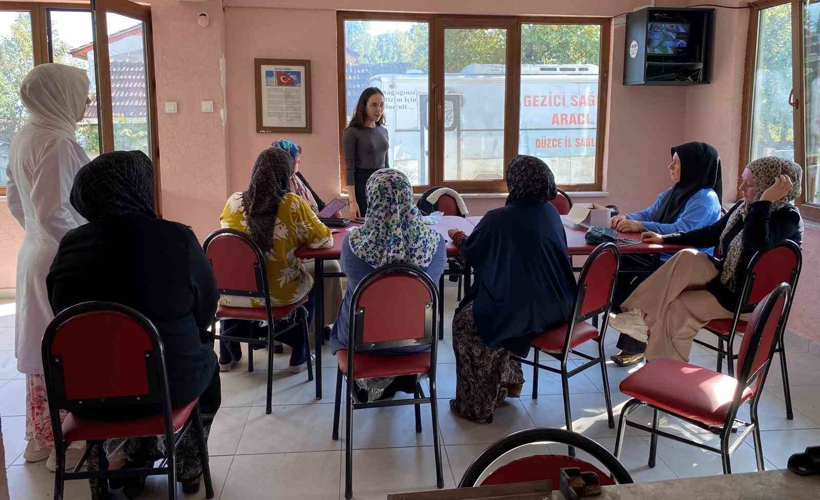 DÜZCE SAĞLIK MÜDÜRLÜĞÜ KETEM BİRİMİ KADINLARA BİLGİLENDİRME VE TARAMA YAPTI