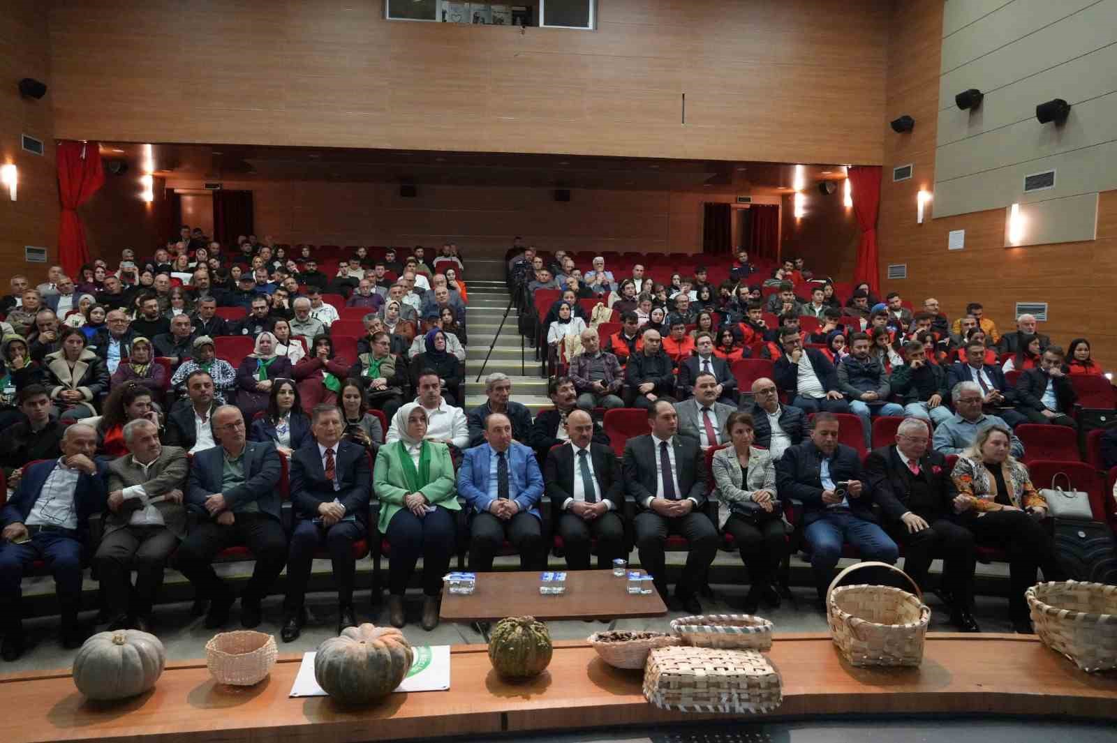DÜZCE'DE TARIM PANELİ DÜZENLENDİ