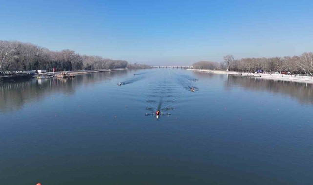 Edirne'de Meriç Nehri'nde Şampiyona Heyecanı