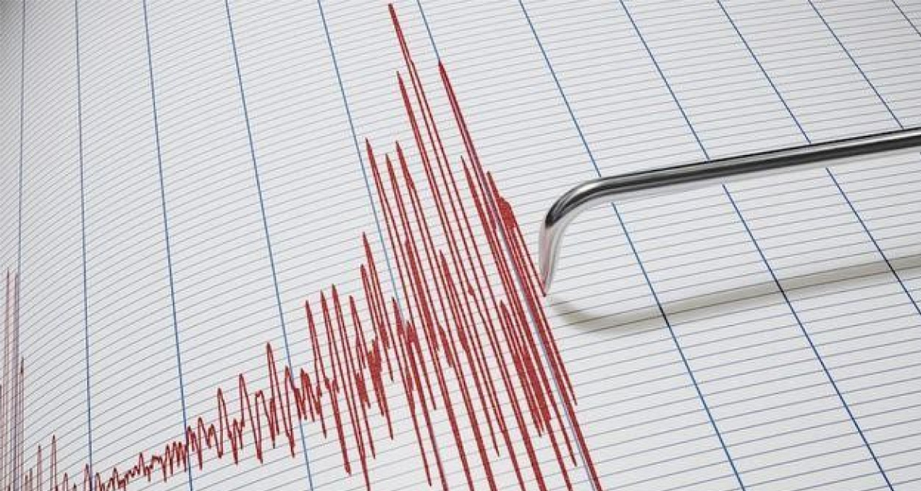 EGE DENİZİ’NDE 5 BÜYÜKLÜĞÜNDE DEPREM!