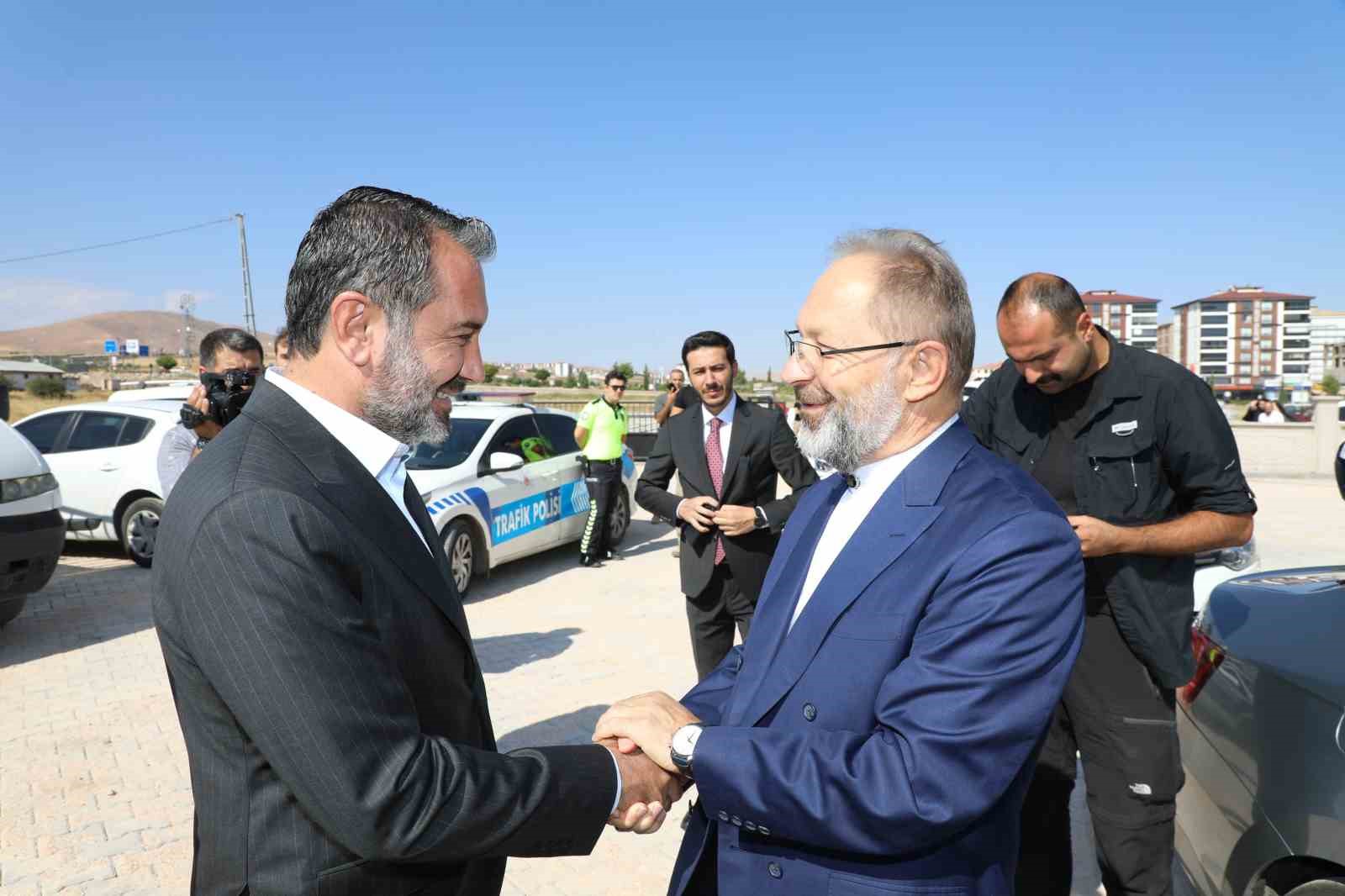 ELAZIĞ BELEDİYESİ ÇOCUKLARA KUR’AN KURSU AÇIYOR