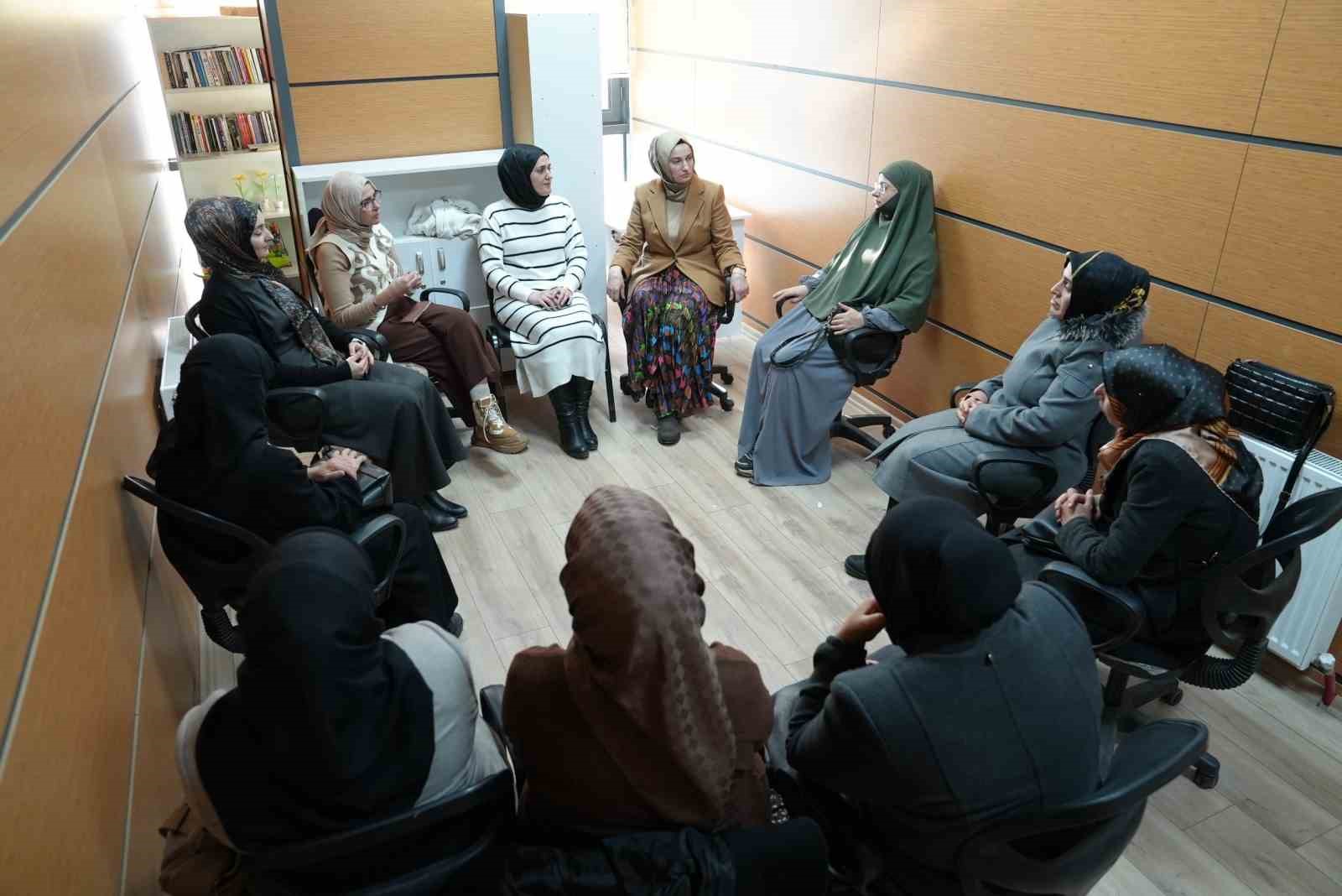 ELAZIĞ BELEDİYESİ DESTEKLEYİCİ GRUP TERAPİLERİNİ SÜRDÜRÜYOR