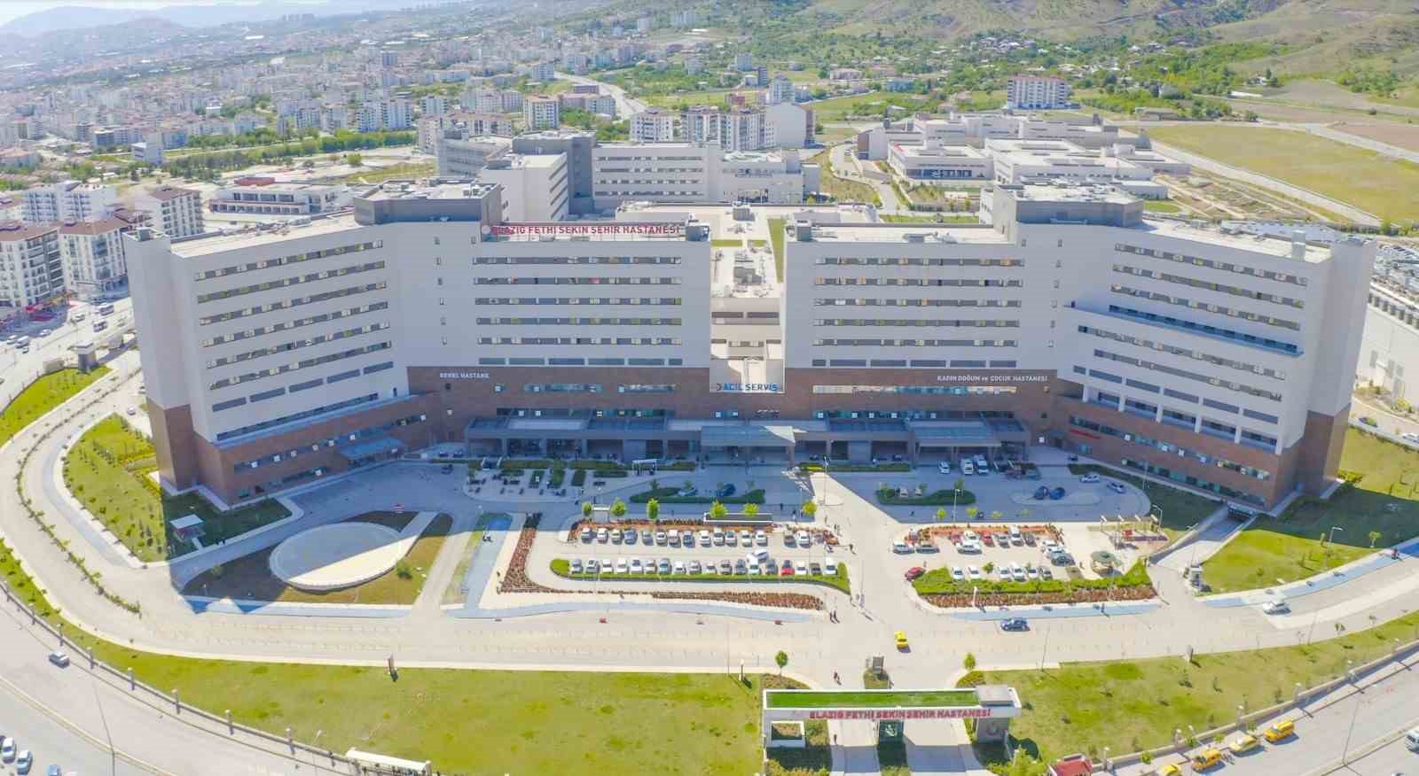 ELAZIĞ FETHİ SEKİN ŞEHİR HASTANESİ KALP CERRAHİSİ BAŞARILARIYLA DİKKAT ÇEKİYOR