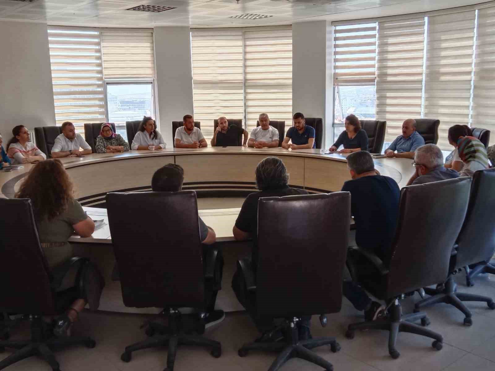 ELAZIĞ İL SAĞLIK MÜDÜRLÜĞÜ KAMU HASTANELERİ HİZMETLERİ BAŞKANLIĞI TOPLANTISI