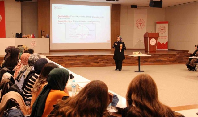 Elazığ'da Ebelere Yönelik Sağlık Bakanlığı Eğitimleri