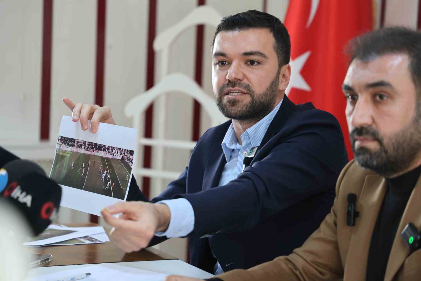 ELAZIĞSPOR ASBAŞKANI VANSPOR FK MAÇI SONRASI OLAYLARI DEĞERLENDİRDİ