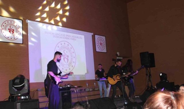 Erzincan Öğrenci Yurdu'nda Gençlik Haftası Konseri