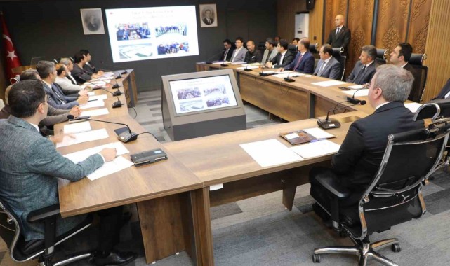 Erzincan Toplu Sera Bölgesi Projesi İle İlgili Toplantı Düzenlendi