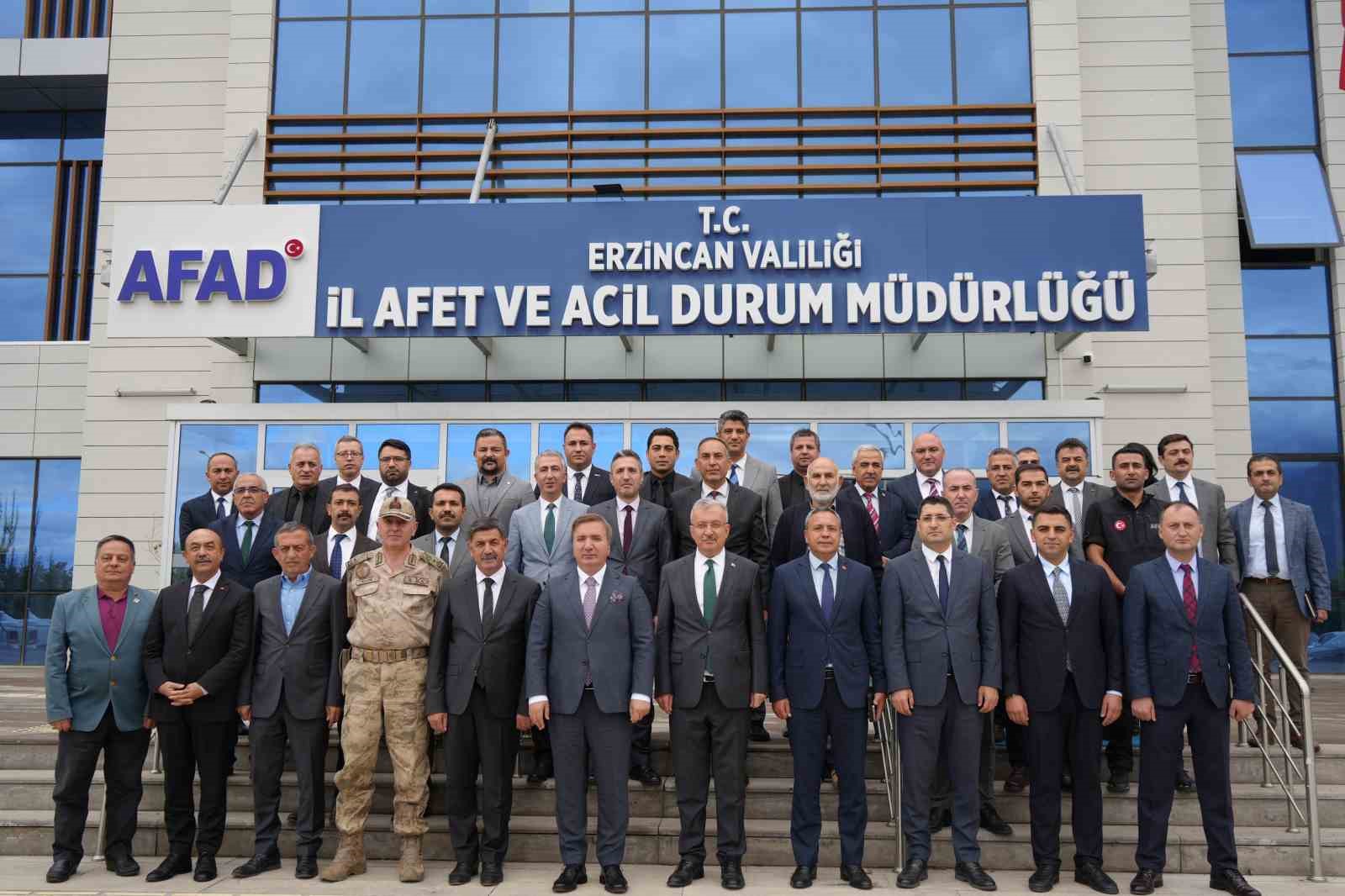ERZİNCAN, TÜRKİYE YÜZYILINDA 1. ULUSLARARASI TÜRK DİASPORASI TOPLANTISINA HAZIRLANIYOR