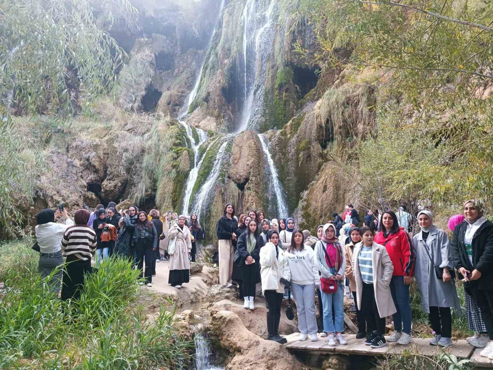ERZİNCAN'IN TARİHİNİ KEŞFEDEN GENÇLER