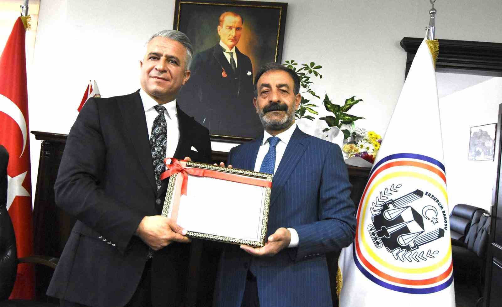 ERZURUM BARO BAŞKANI MESUT ÖNER GÖREVİ DEVRALDI