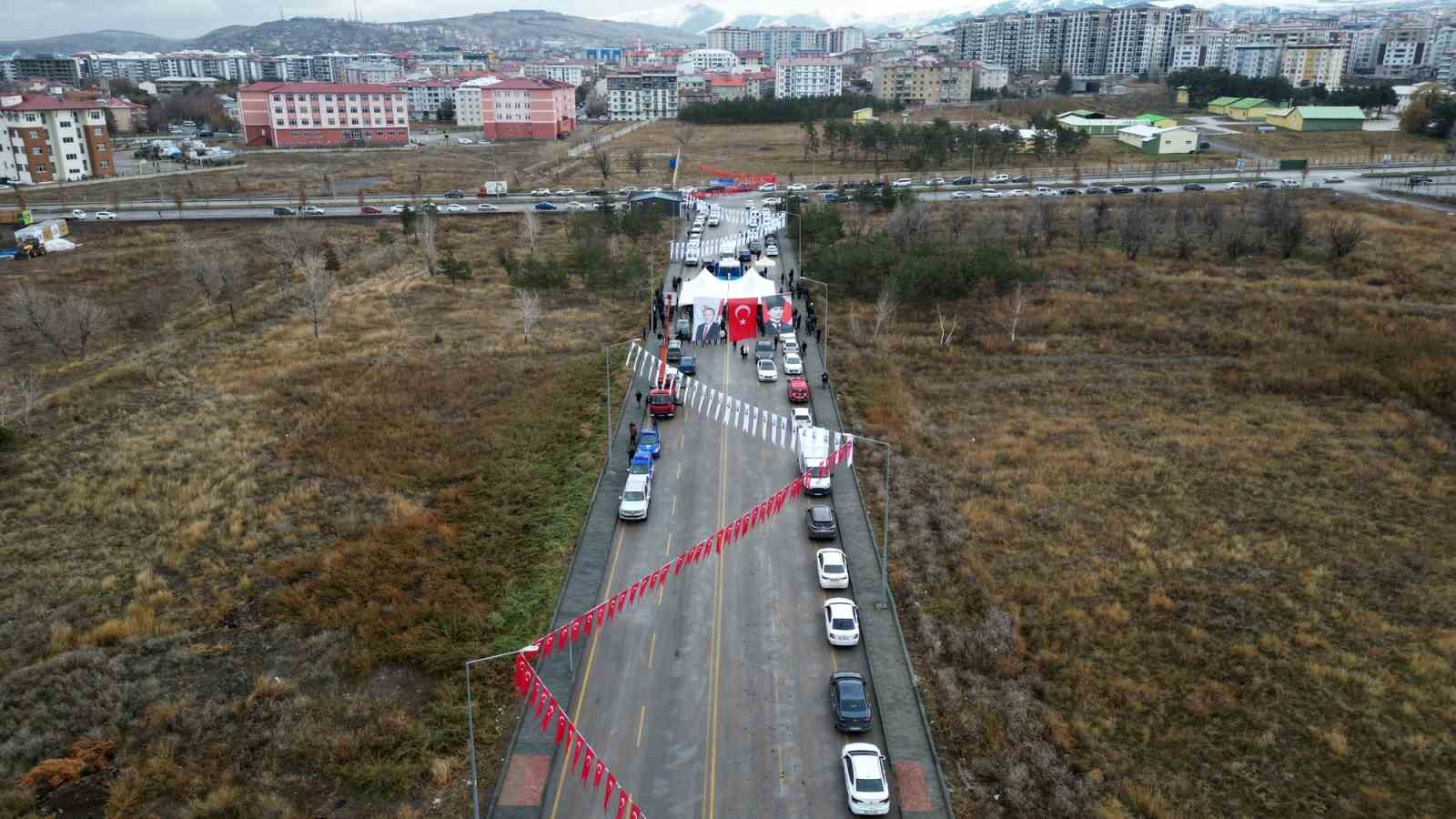 ERZURUM'DA ŞEHİT POLİS FIRAT BULUT CADDESİ TÖRENLE AÇILDI