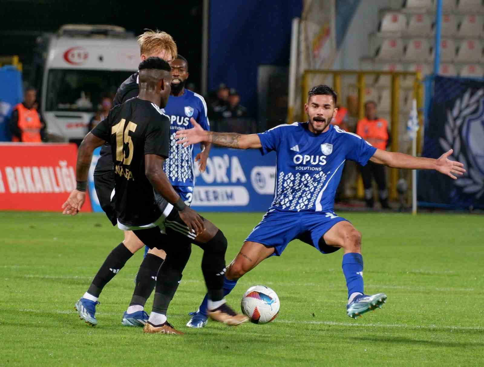 ERZURUMSPOR FK, ESENLER EROKSPOR’U 2-0 MAĞLUP ETTİ