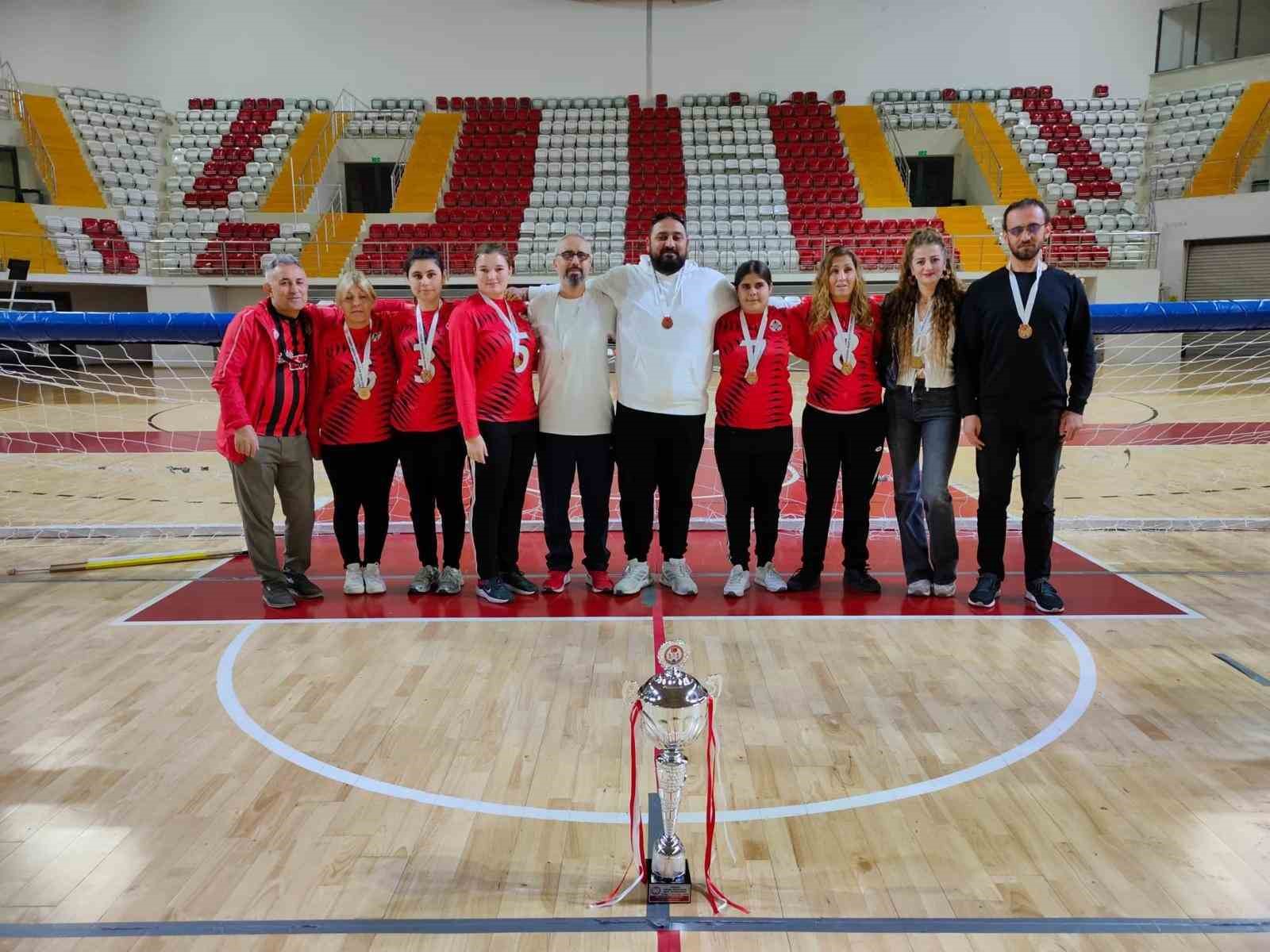 ESKİŞEHİR GÖRME ENGELLİLER SPOR KULÜBÜ KADIN GOALBALL TAKIMI ŞAMPİYONLUĞA ULAŞTI