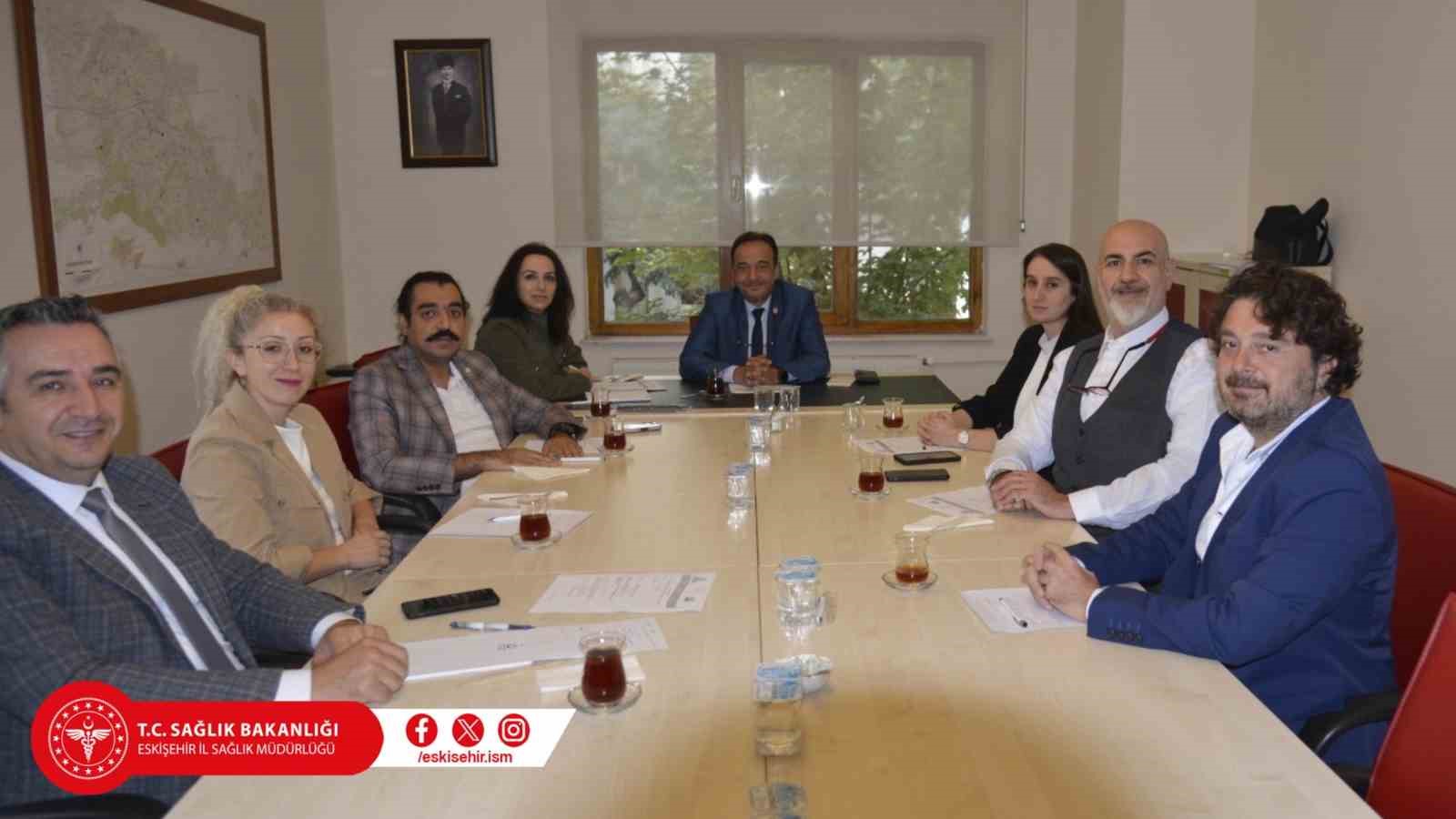 ESKİŞEHİR'DE AĞIZ VE DİŞ SAĞLIĞI HİZMETLERİ DEĞERLENDİRİLDİ