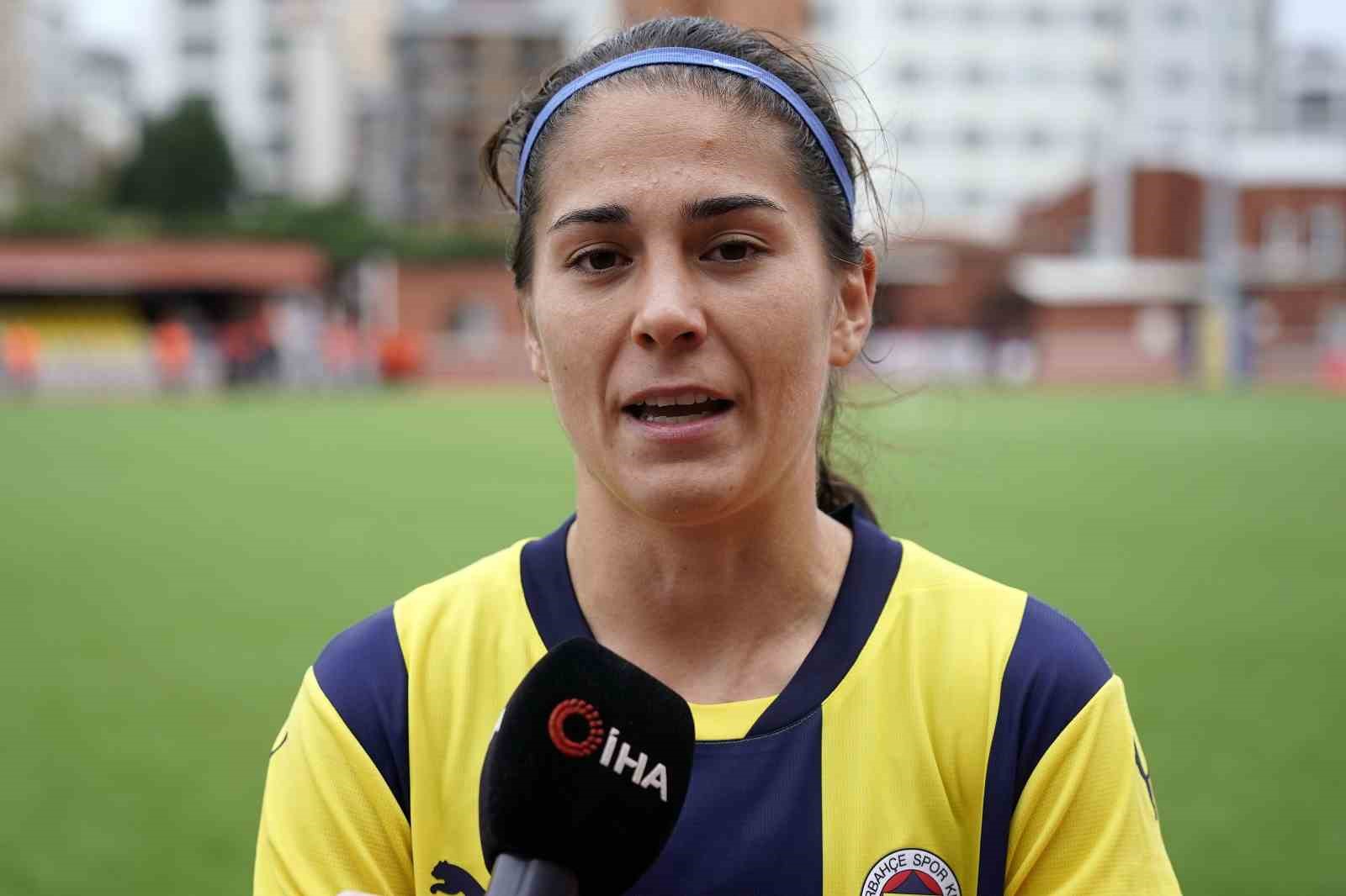 FENERBAHÇE KADIN FUTBOL TAKIMI GALİBİYET SERİSİNİ SÜRDÜRÜYOR