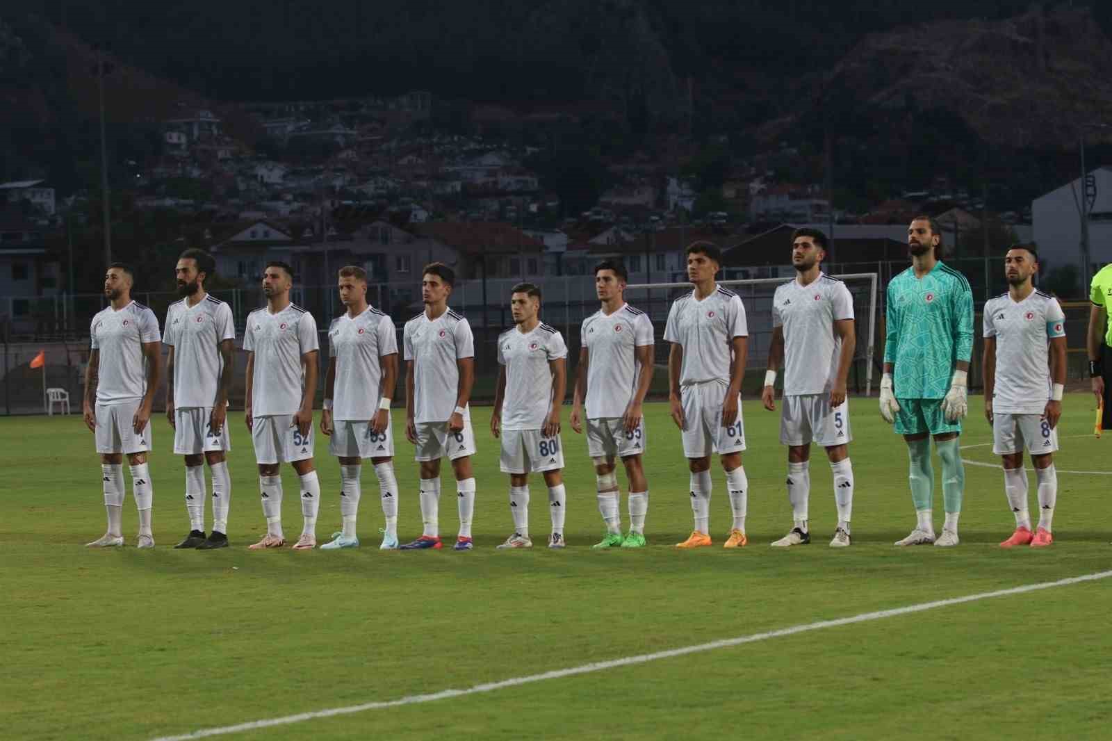 FETHİYESPOR BATMAN PETROLSPOR'U SAHASINDA MAĞLUP ETTİ