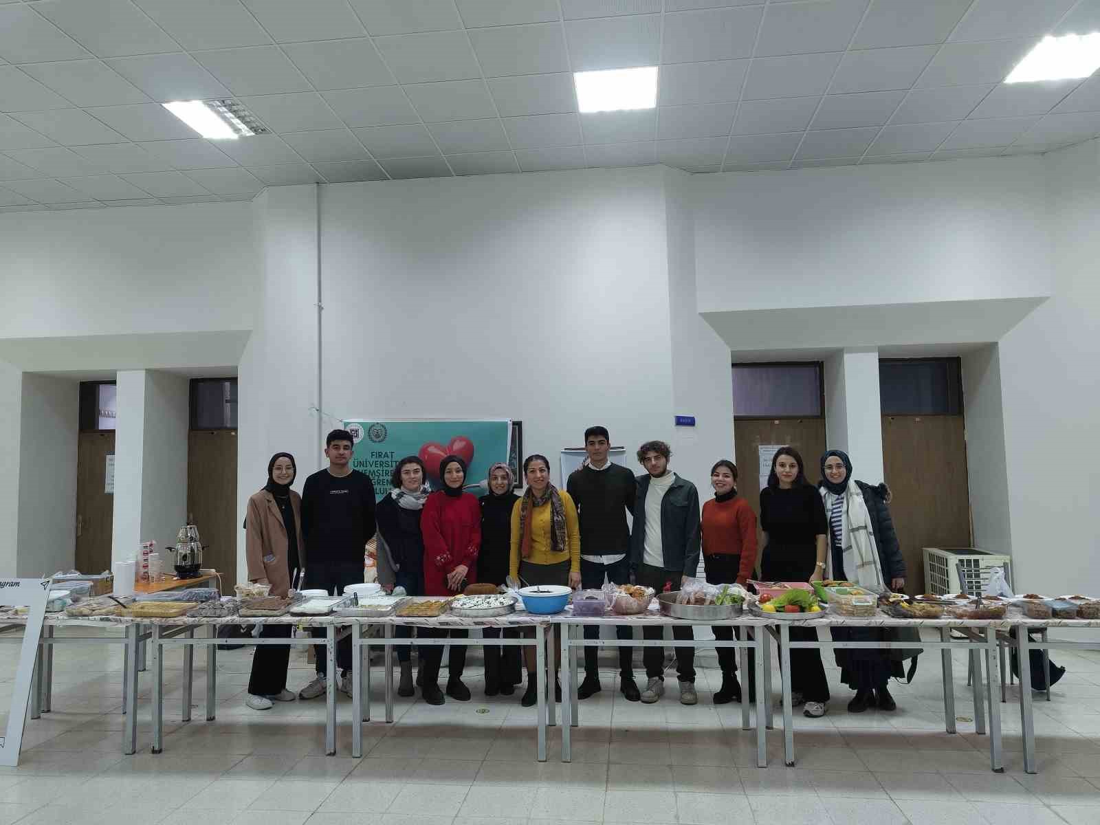 FÜ HEMŞİRELİK BVEFADI ÖĞRENCİLERİNDEN KÖY OKULLARINA DESTEK