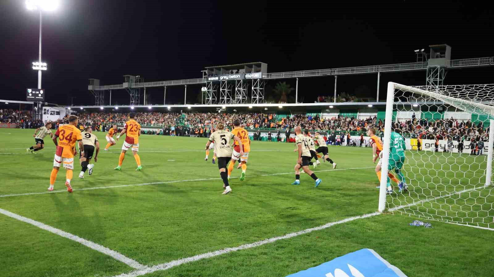 GALATASARAY BODRUM FK KARŞILAŞMASINDA İLK YARI GOLSÜZ TAMAMLANDI