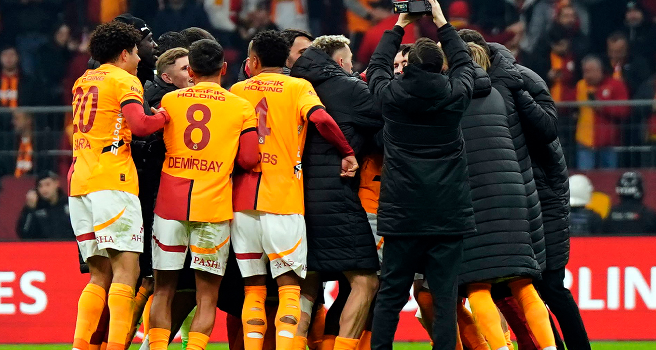 GALATASARAY, TRABZONSPOR'U 4-3 MAĞLUP ETTİ