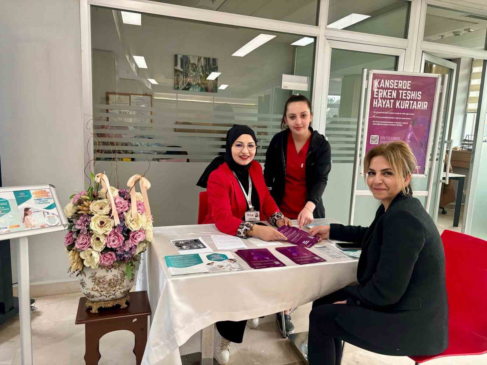 GAZİANTEP ÖZEL ANKA HASTANESİ'NDEN KANSER FARKINDALIĞI STANTI