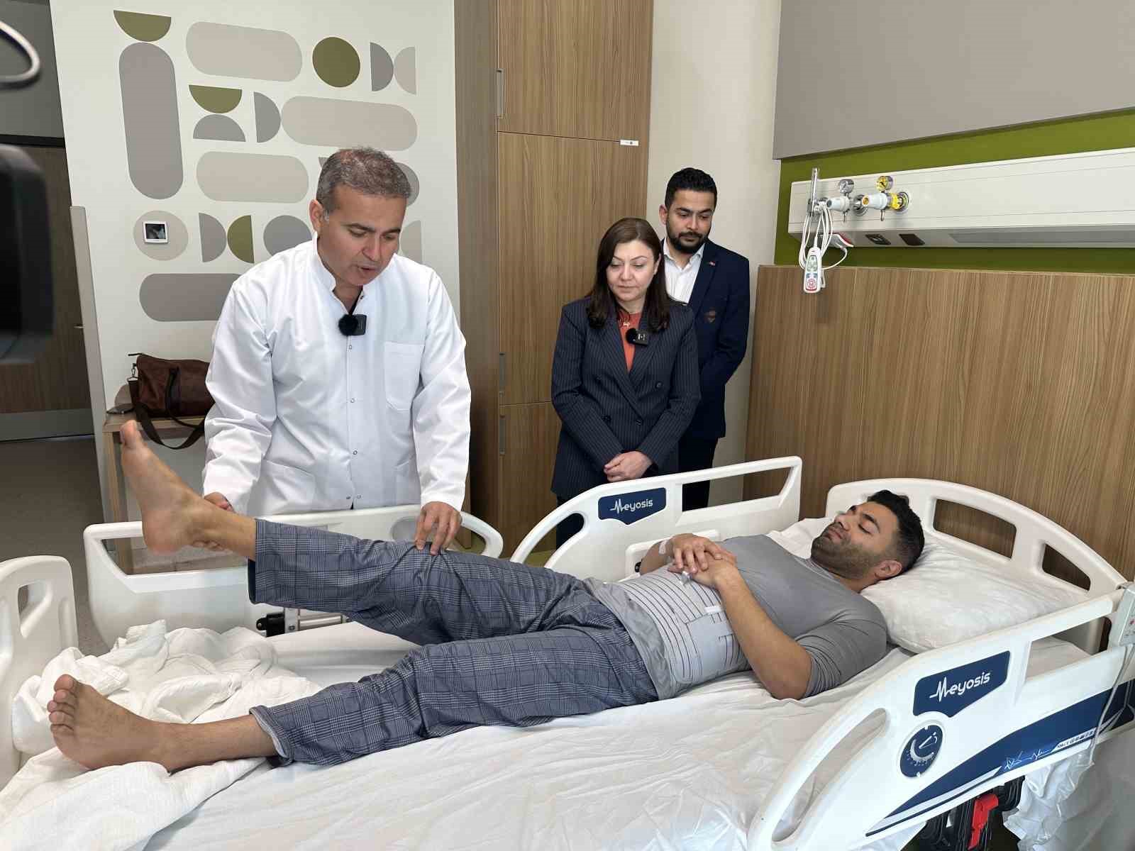 GAZİANTEP ŞEHİR HASTANESİ'NDE GERÇEKLEŞTİRİLEN ENDOSKOPİK BEL FITIĞI AMELİYATIYLA HASTANIN SAĞLIĞINA KAVUŞMASI