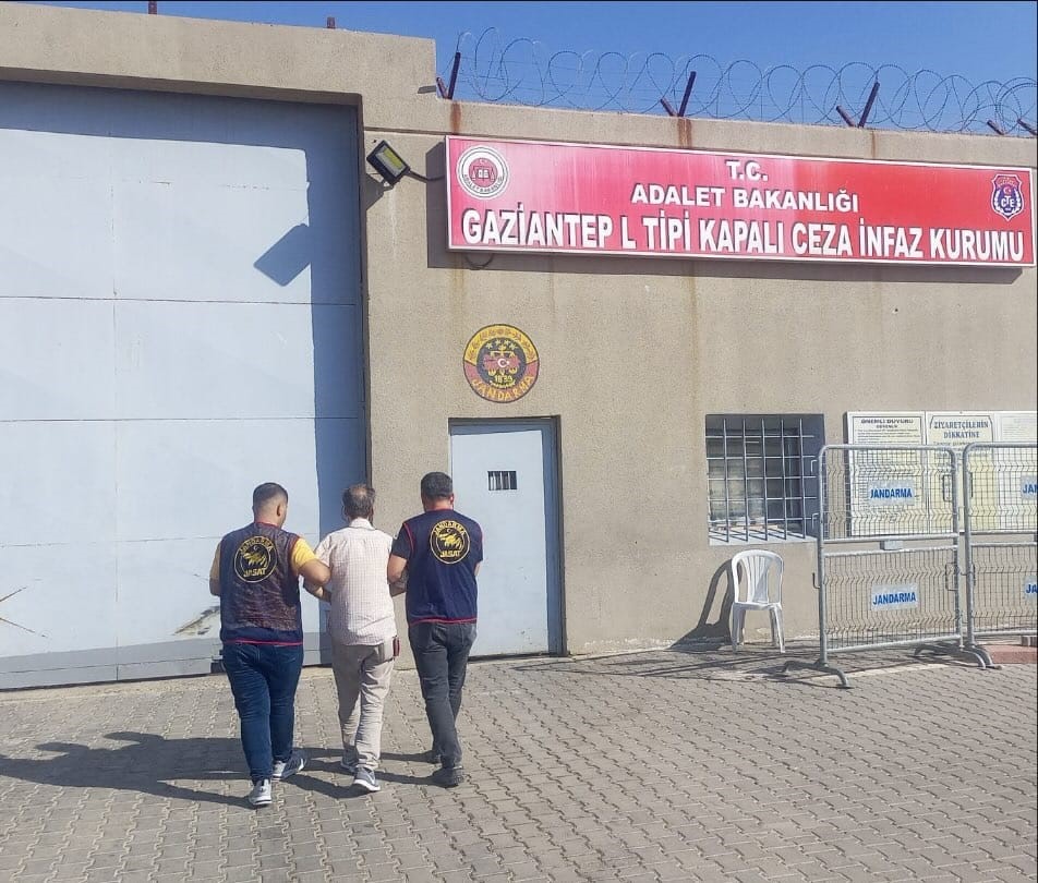 GAZİANTEP’TE JANDARMA TARAFINDAN YAKALANAN ŞÜPHELİ TUTUKLANDI