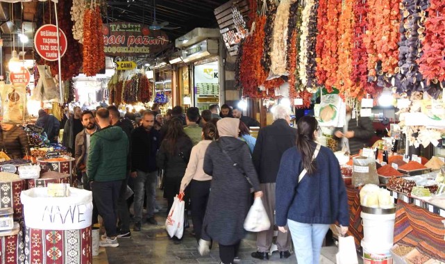 Gaziantep’te Ramazan Bayramı Öncesi Alışveriş Hareketliliği