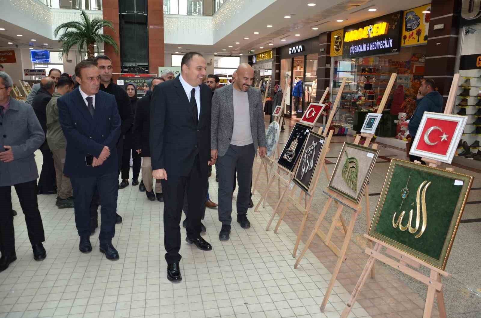 GENÇ YETENEKLER TATVAN'DA EL SANATLARI SERGİSİ AÇILDI
