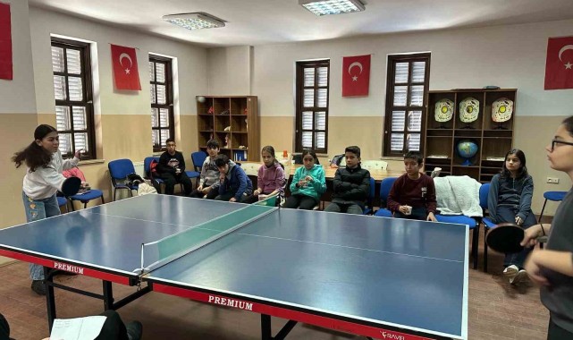 Gençler Spora Teşvik Ediliyor: Malatya'da Masa Tenisi Turnuvası Heyecanı