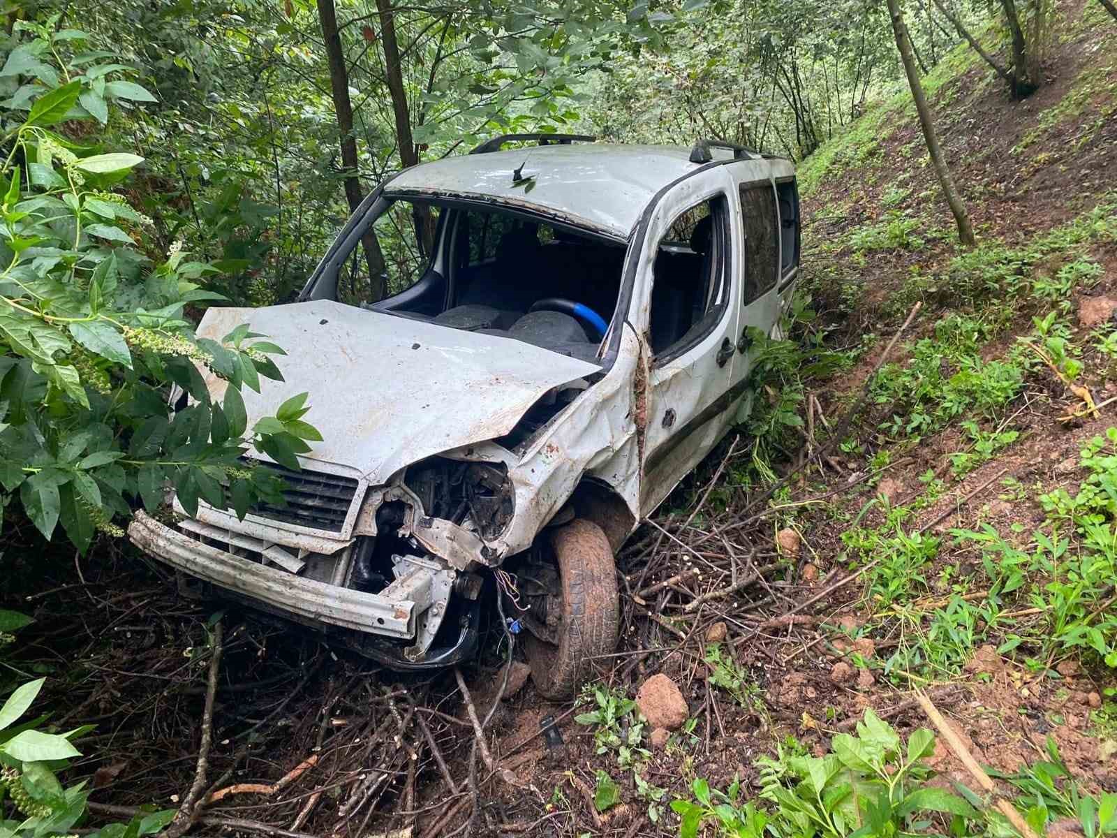 GİRESUN'DA FINDIK BAHÇESİNE TAKLA ATAN ARACIN KAZA SONUCU 1 KİŞİ HAYATINI KAYBETTİ