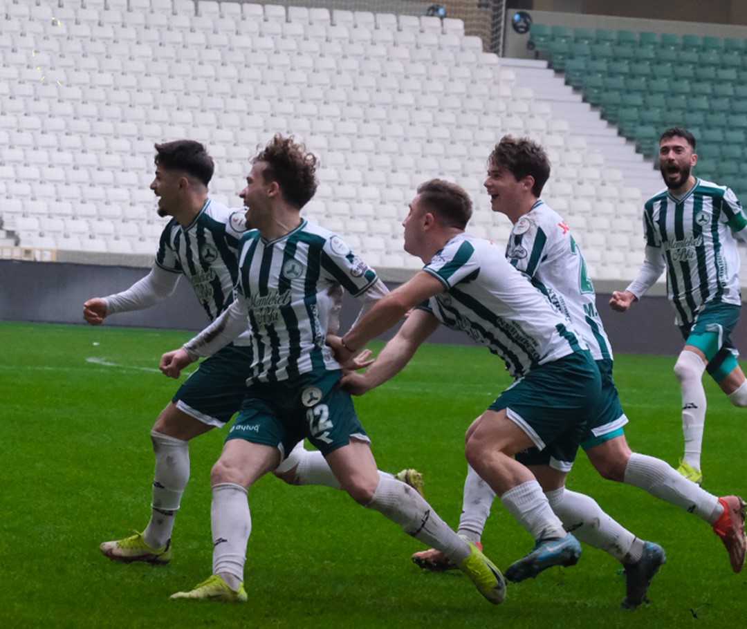GİRESUNSPOR BELEDİYE DERİNCESPOR İLE 2-2 BERABERE KALDI