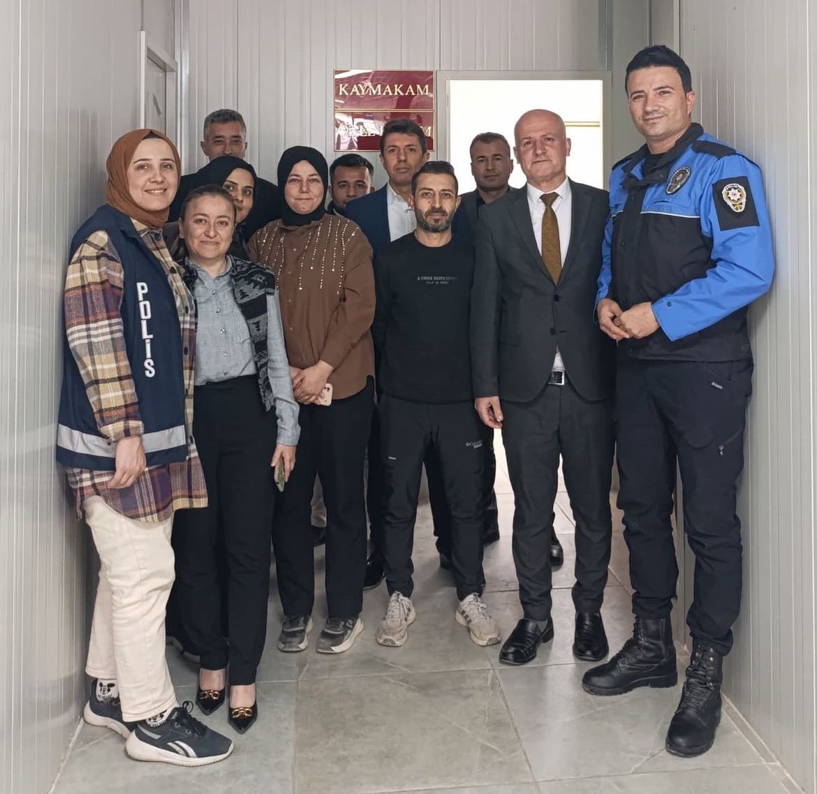 GÖLBAŞI KAYMAKAMLIĞI PERSONELİNE GÜVENLİK VE BİLİNÇLENDİRME TOPLANTISI GERÇEKLEŞTİRİLDİ