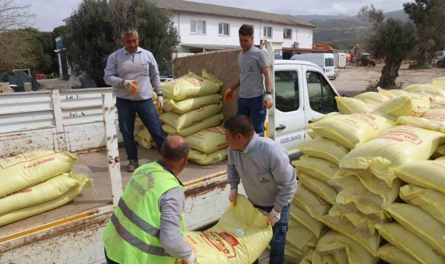 Güzelbahçe Belediyesi Tarıma Destek Vermeye Devam Ediyor