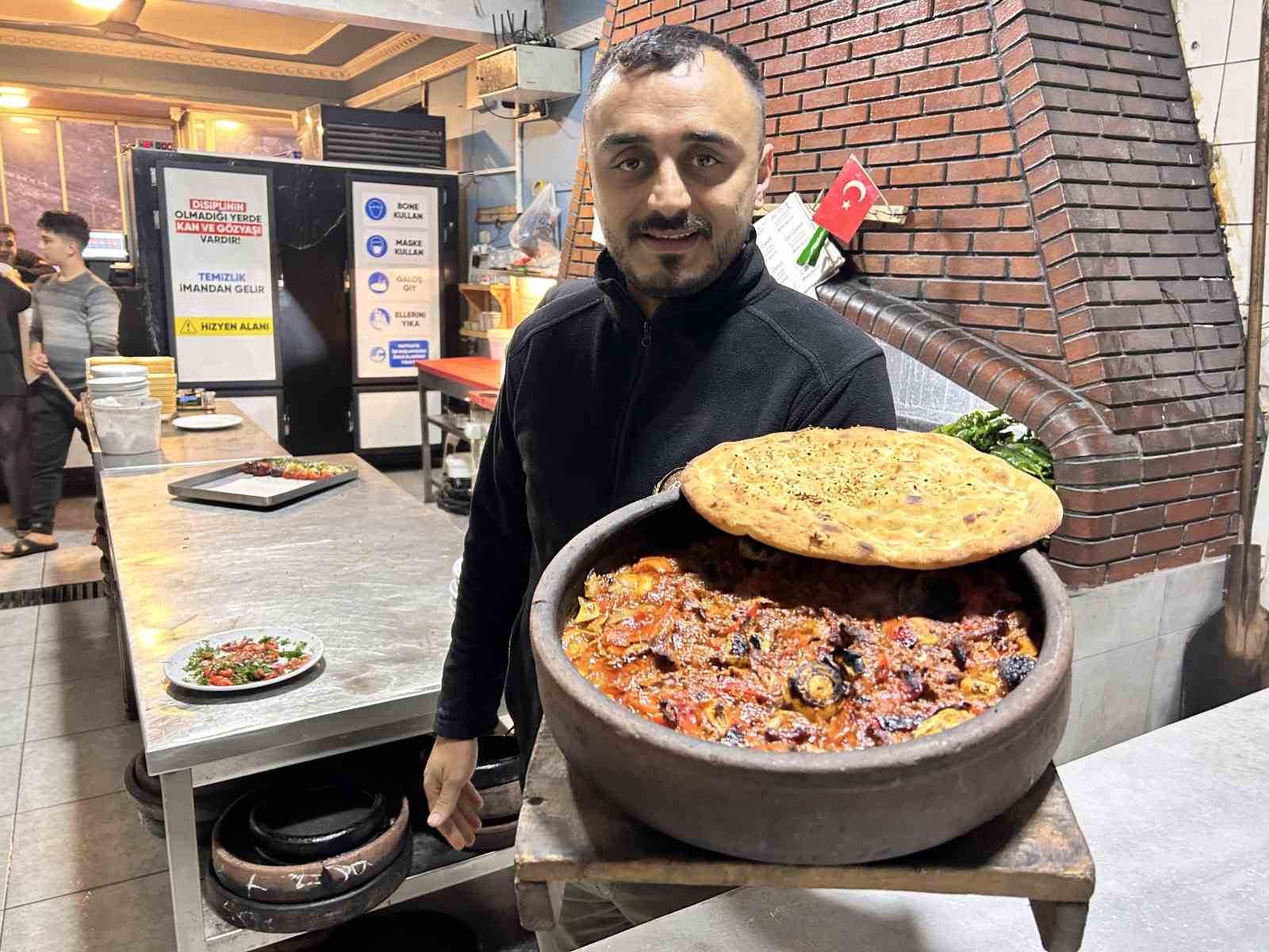 HATAY'IN TESCİLLİ LEZZETİ BELEN TAVA DAMAKLARI ÇATLATIYOR
