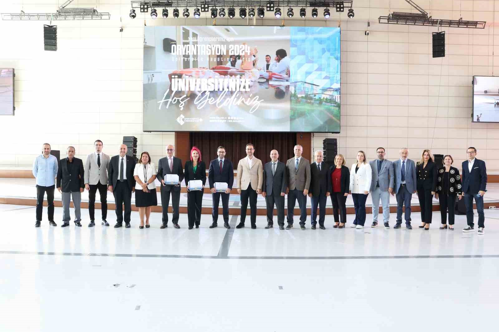 HKÜ’DE YENİ ÖĞRENCİLER ORYANTASYON PROGRAMI İLE TANIŞTI