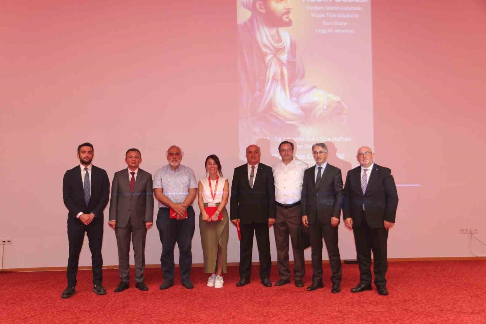 İBN-İ SİNA'YA SAYGI PANELİ SAMSUN'DA GERÇEKLEŞTİRİLDİ