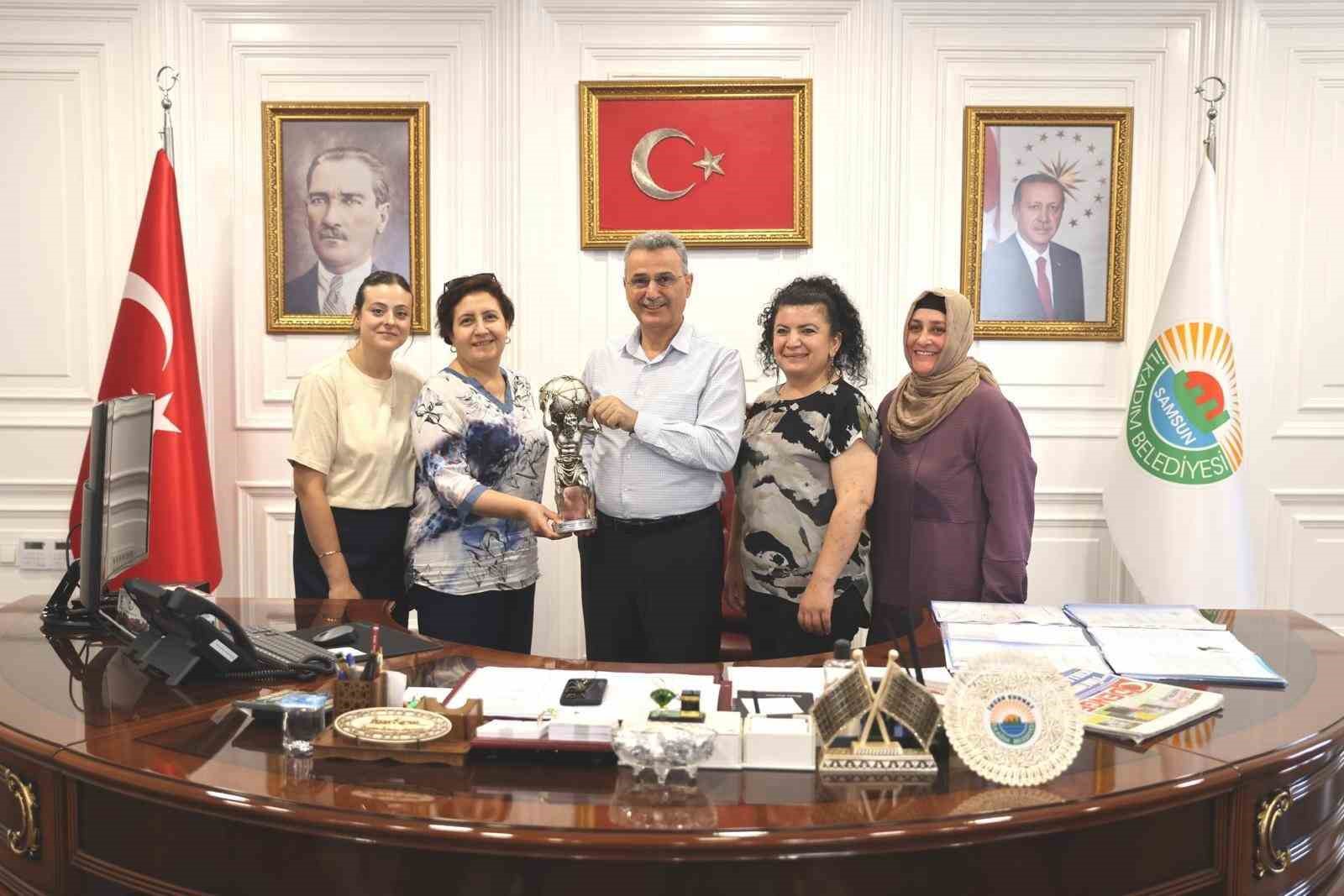 İLKADIM BELEDİYESİ KADIN İSTİHDAMINA ÖNEM VERİYOR