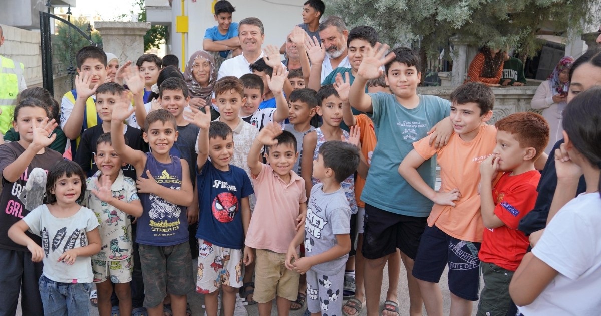 İSTANBUL BÜYÜKŞEHİR BELEDİYESİ'NDEN ADIYAMAN'A ÇOCUKLARA JEST