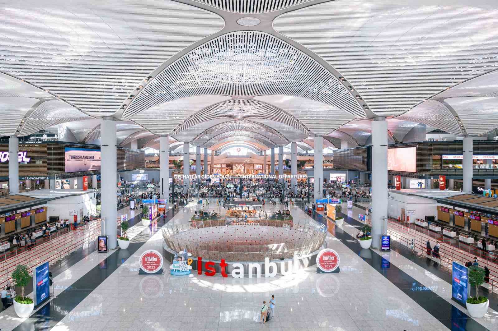 İSTANBUL HAVALİMANI DÜNYANIN EN İYİ HAVALİMANI SEÇİLDİ