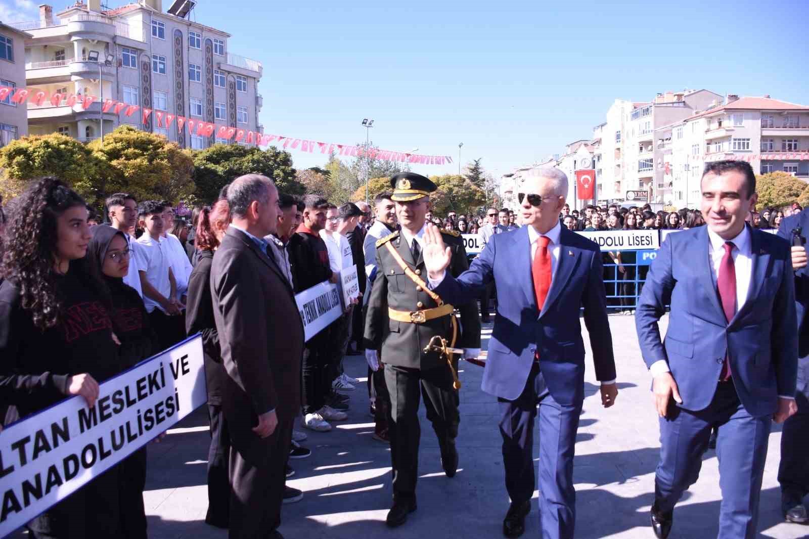 KARAMAN'DA 29 EKİM CUMHURİYET BAYRAMI COŞKUSU