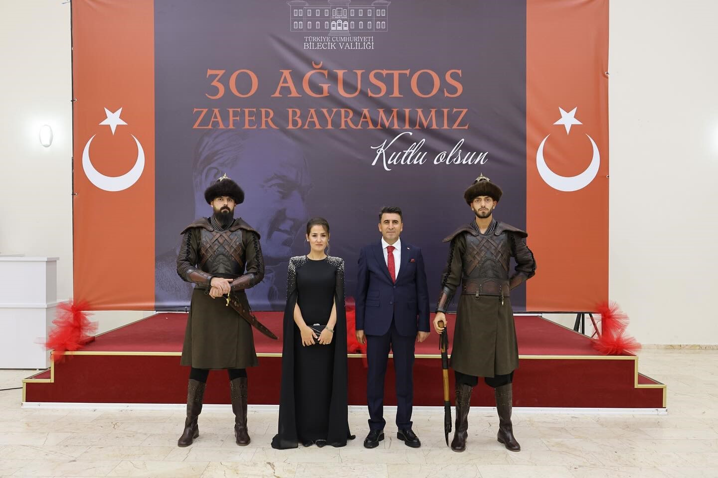 KAYI ALPLERİ BİLECİK’TEKİ ZAFER BAYRAMI RESEPSİYONUNA DAMGA VURDU