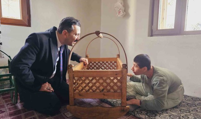 Kaymakam Engelli Vatandaşların Taleplerini Yerine Getiriyor