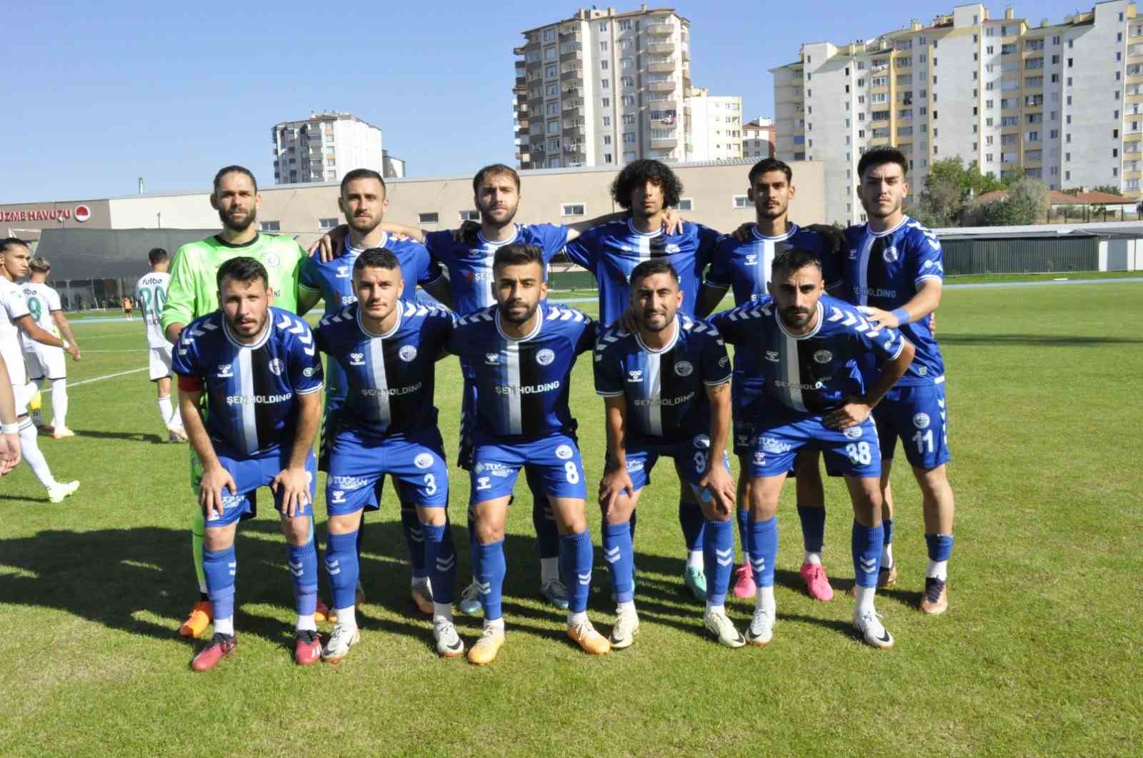 KAYSERİ ERCİYES 38 FUTBOL KULÜBÜ UMUDUNU KORUYOR