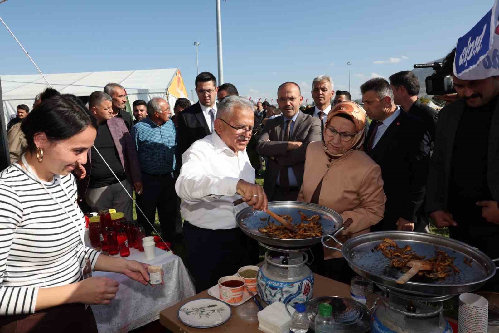 KAYSERİ GASTRONOMİ TURİZMİNE YÖNELİK ÇALIŞMALARINI SÜRDÜRÜYOR