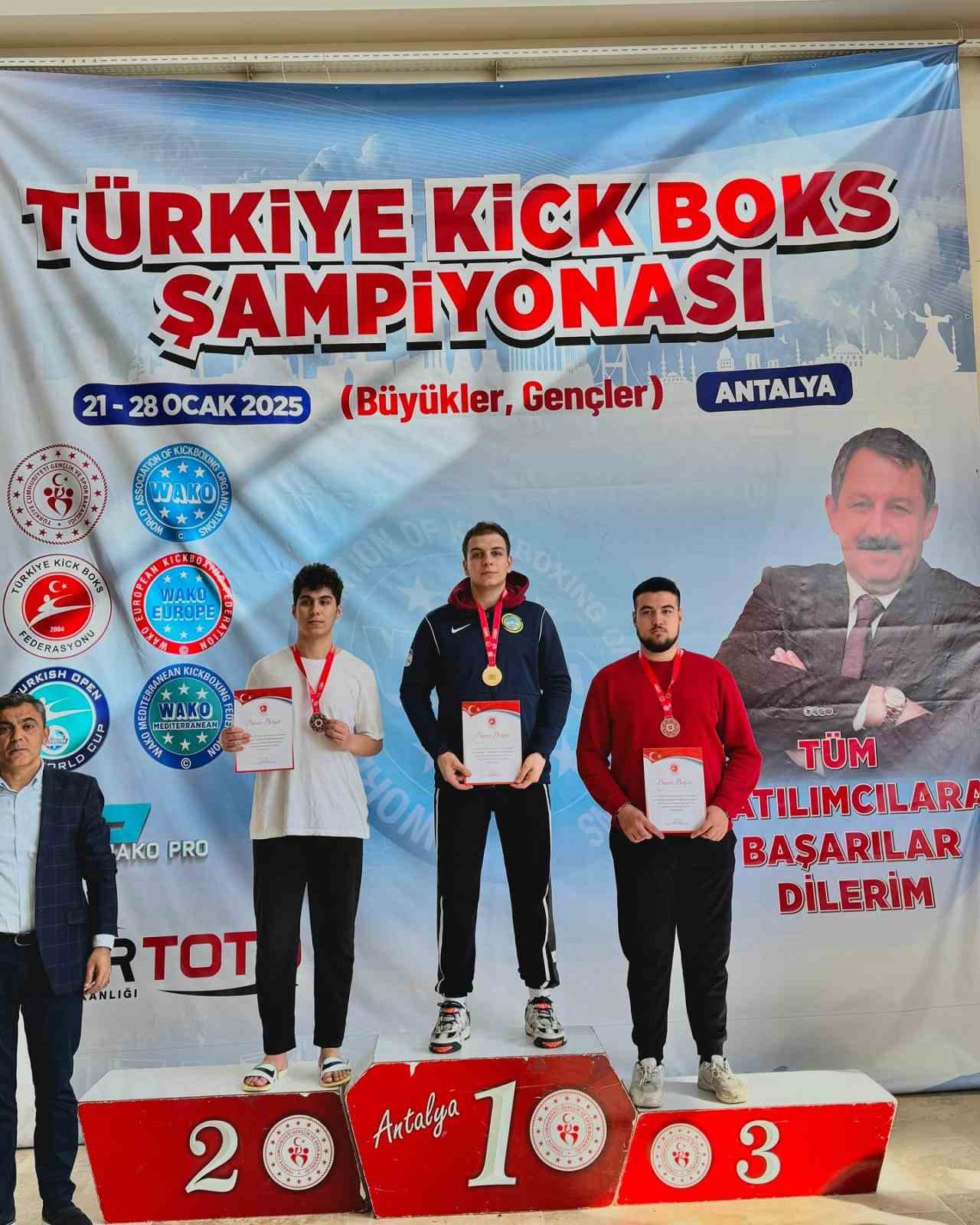 KAYSERİ SPOR A.Ş. KİCK BOKS ŞAMPİYONU!