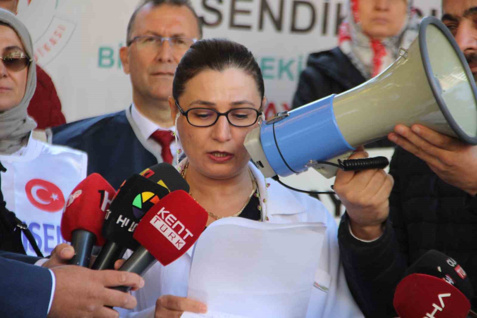 KAYSERİ'DE AİLE HEKİMLERİ İŞ BIRAKACAK