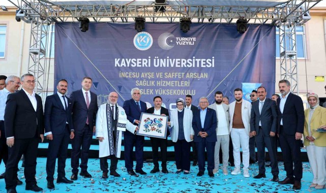 Kayseri'de Sağlık Eğitiminin Onurlu Töreni