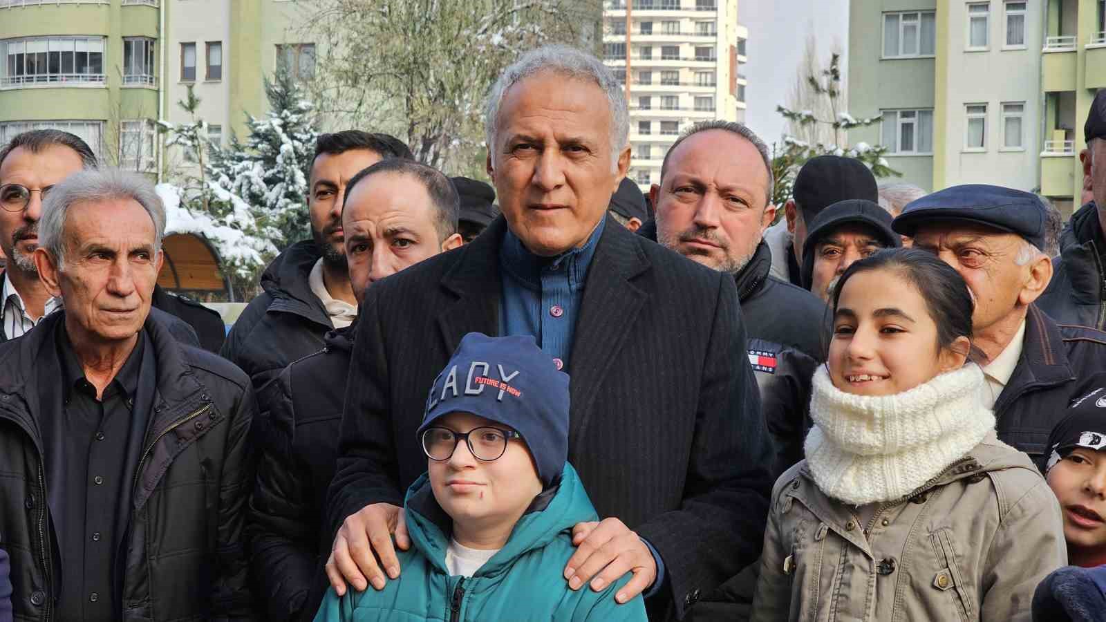 KAYSERİ’DE VAKIFLAR GENEL MÜDÜRLÜĞÜ KİRALARA YAPILAN YÜZDE 900’LÜK ZAM TARTIŞMASI