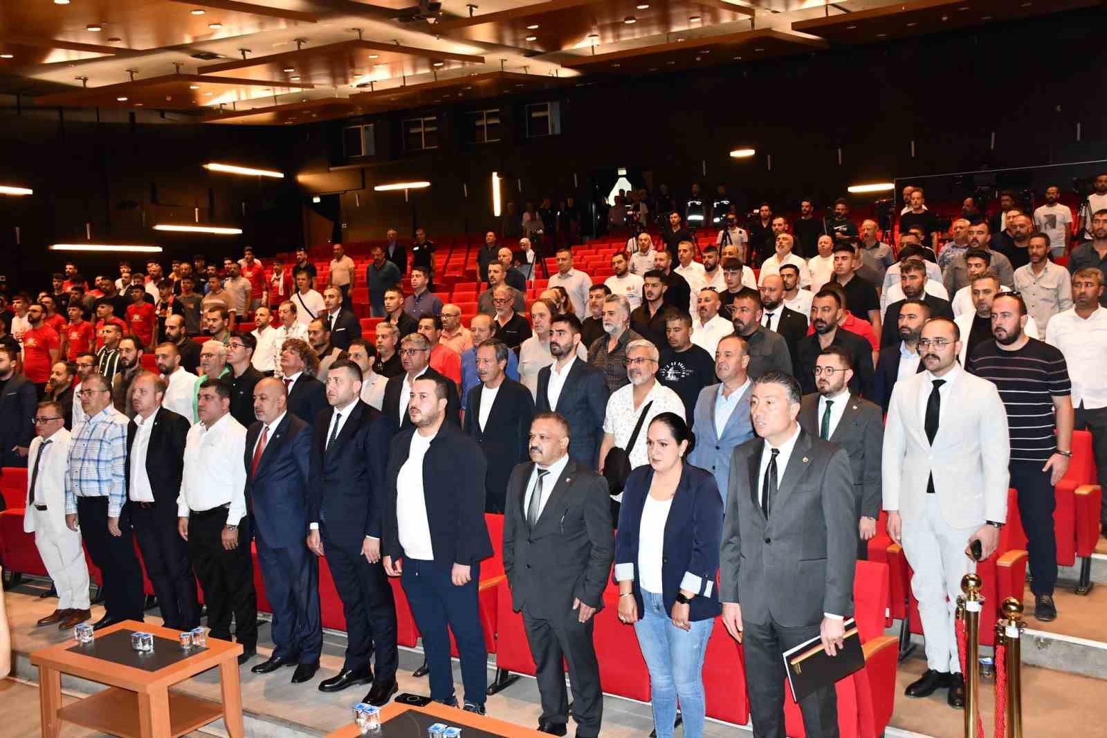 KAYSERİSPOR BAŞKANI ALİ ÇAMLI YENİDEN SEÇİLDİ